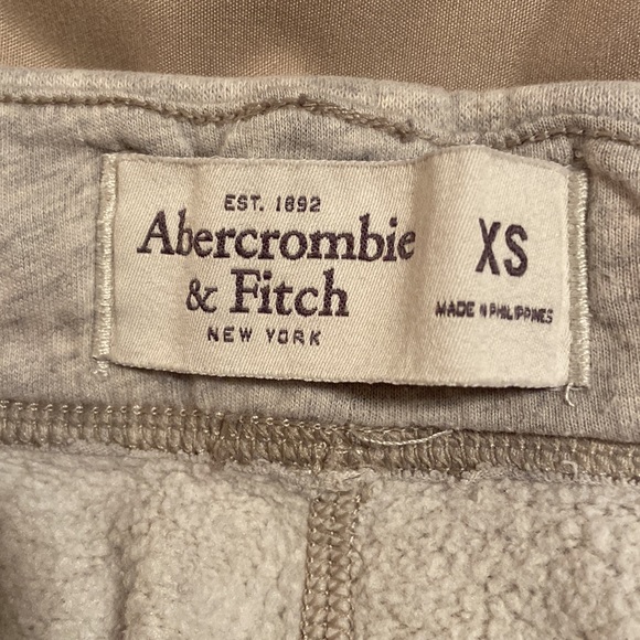 A & F Mens shorts - Picture 4 of 4